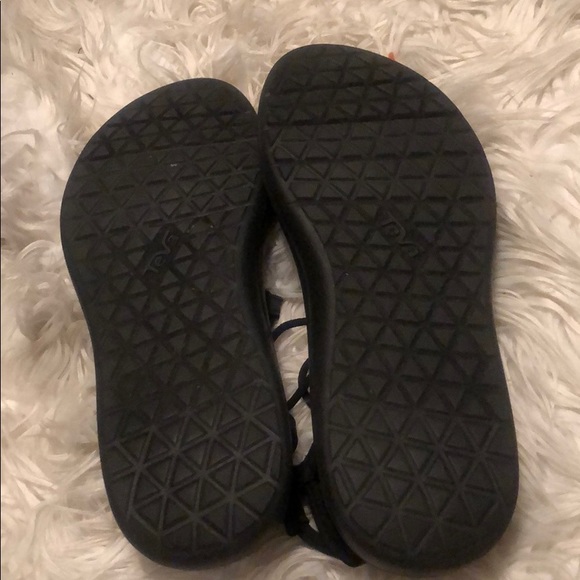 Teva Voya Infinity Sandals - Picture 5 of 5